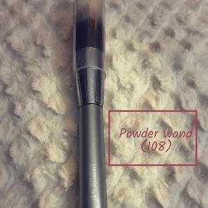 Powder wand